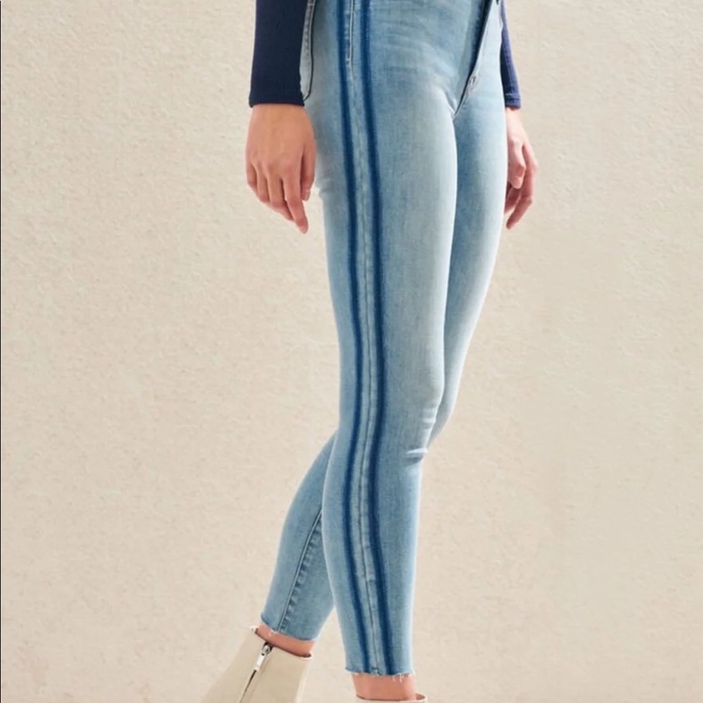 Blue Denim Jeans W stripes Pacsun